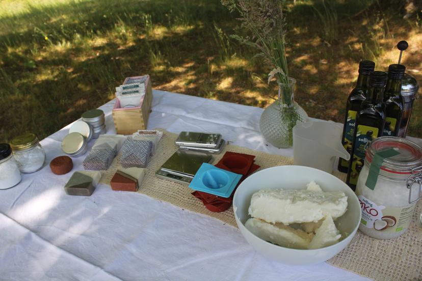 Billede fra HANDMADE SOAP + SHAMPOO